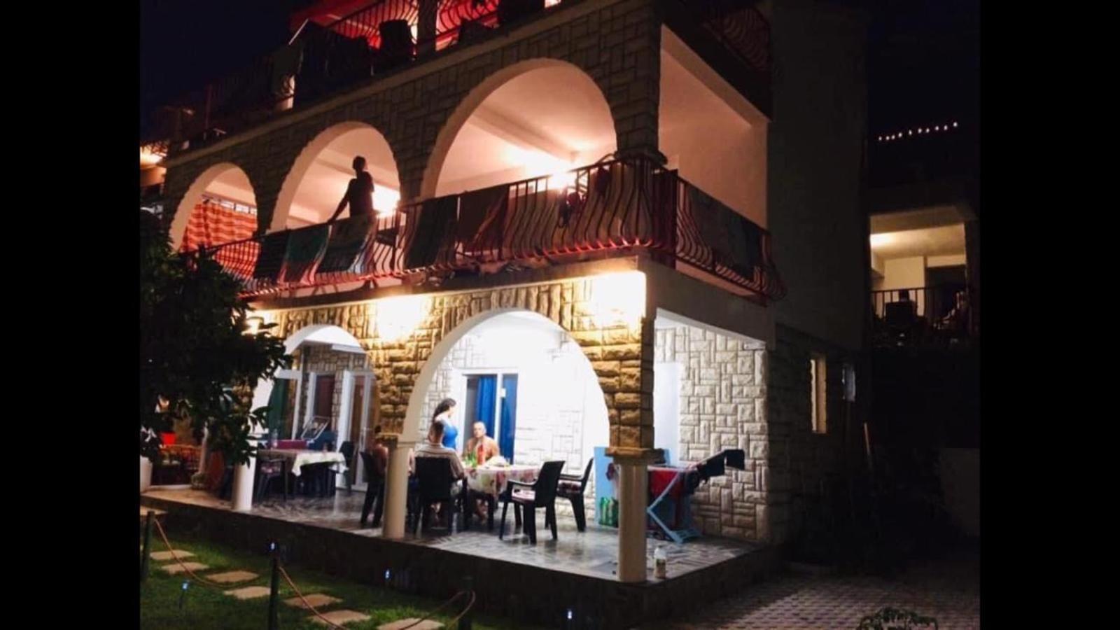 Apartmani Ema Trogir Eksteriør billede