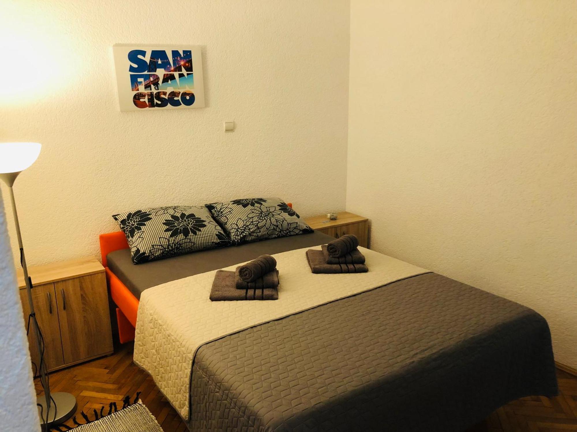 Apartmani Ema Trogir Eksteriør billede