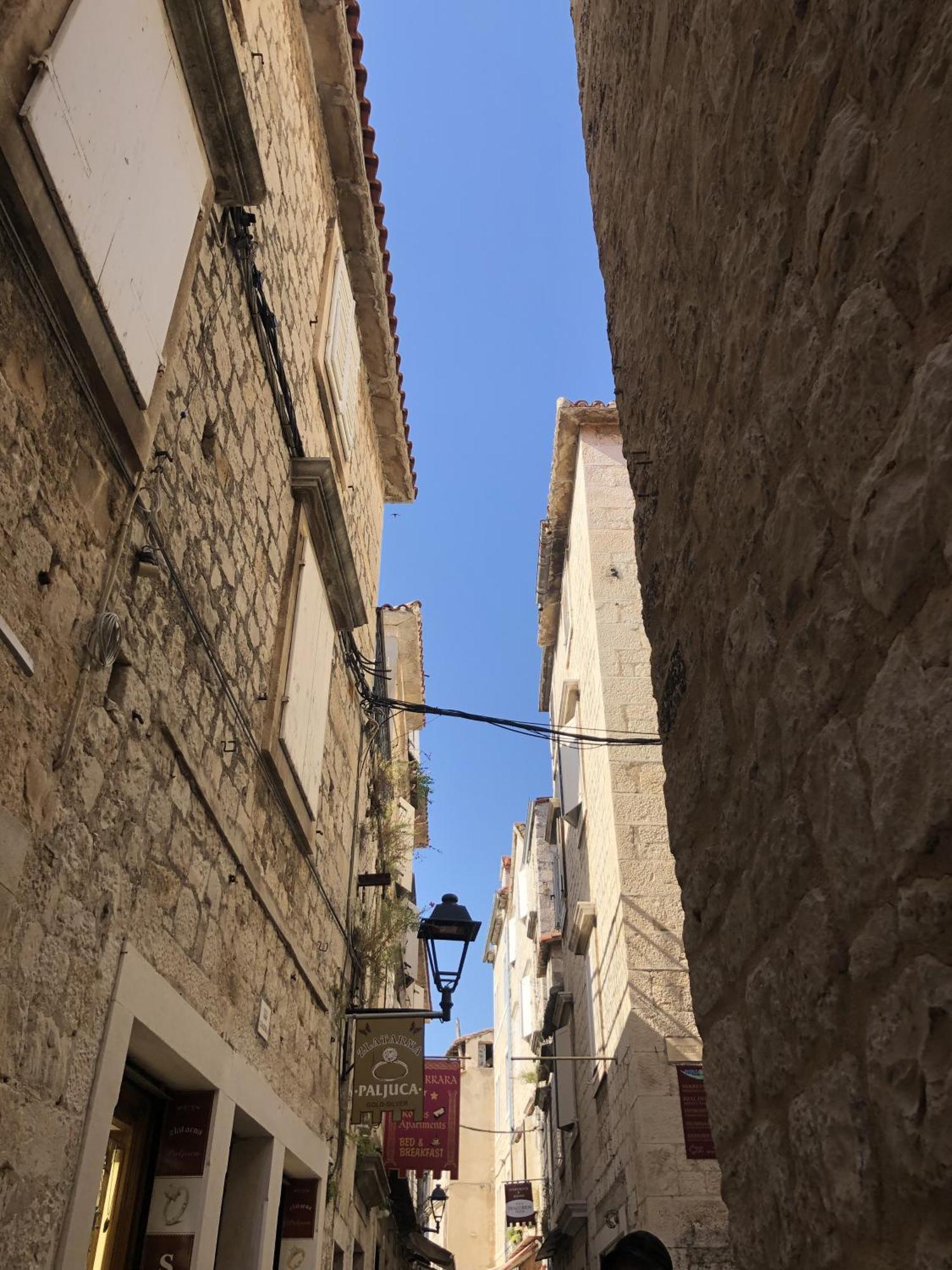Apartmani Ema Trogir Eksteriør billede