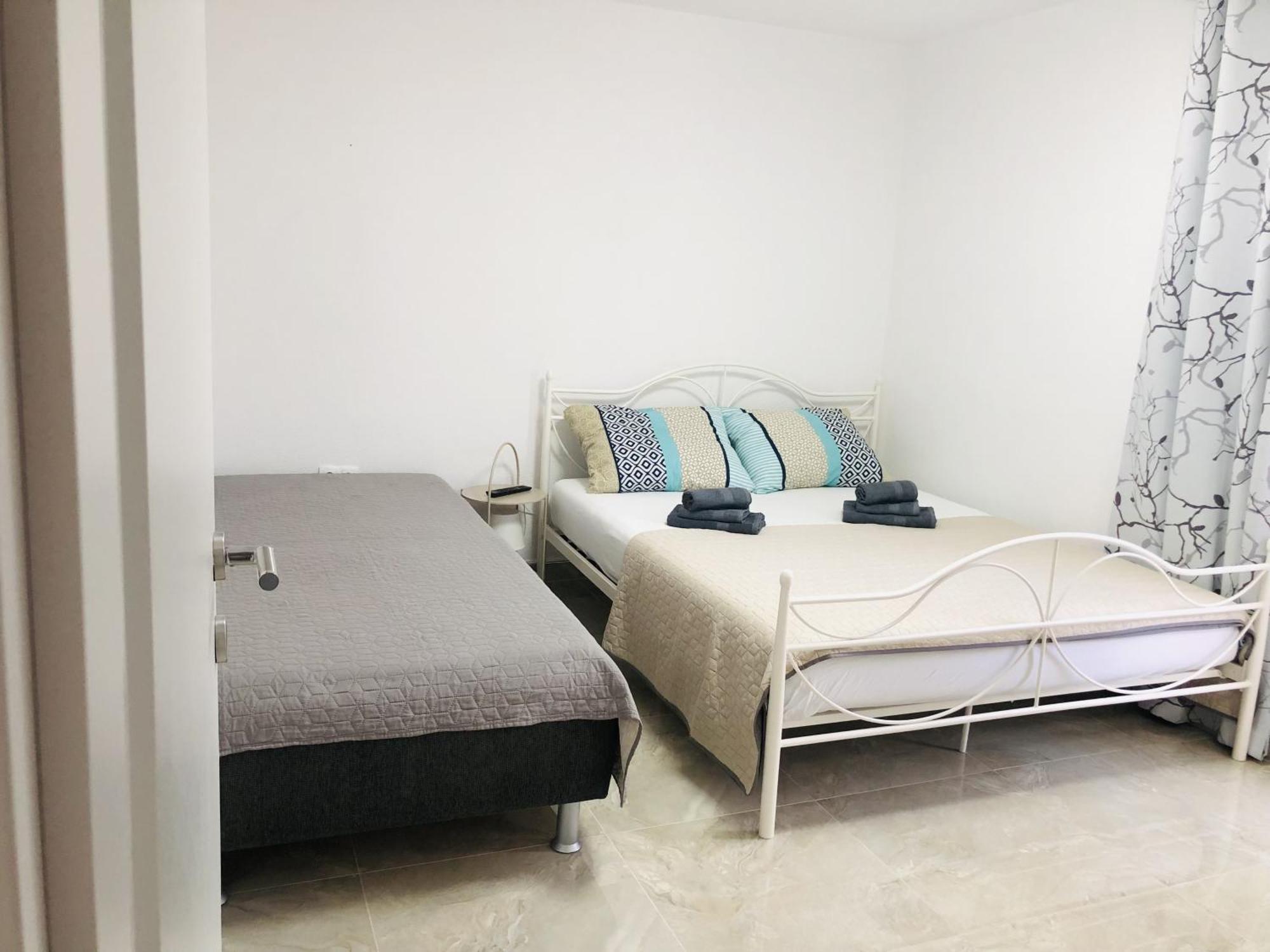 Apartmani Ema Trogir Eksteriør billede